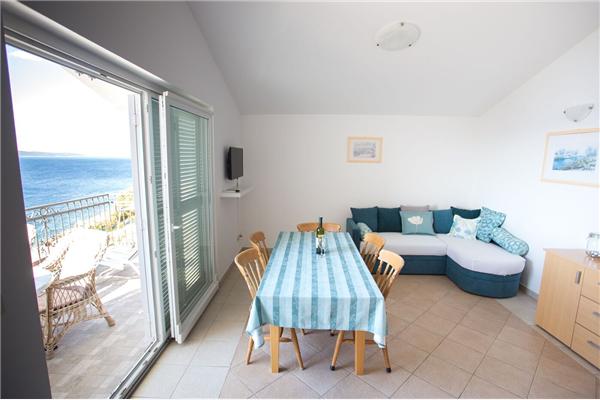 Apartment A5, for 5 persons