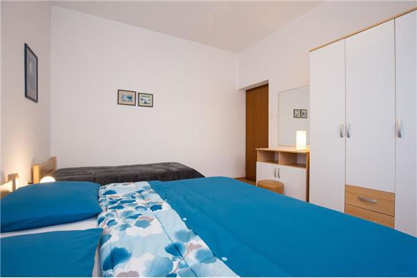 Apartment A1, for 8 persons