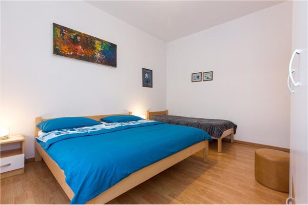 Apartment A1, for 8 persons