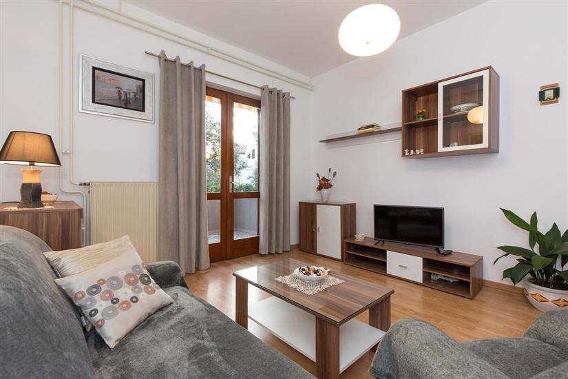 Apartment A1, for 8 persons