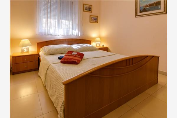 Apartment A1, for 6 persons