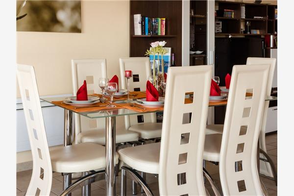 Apartment A2, for 6 persons