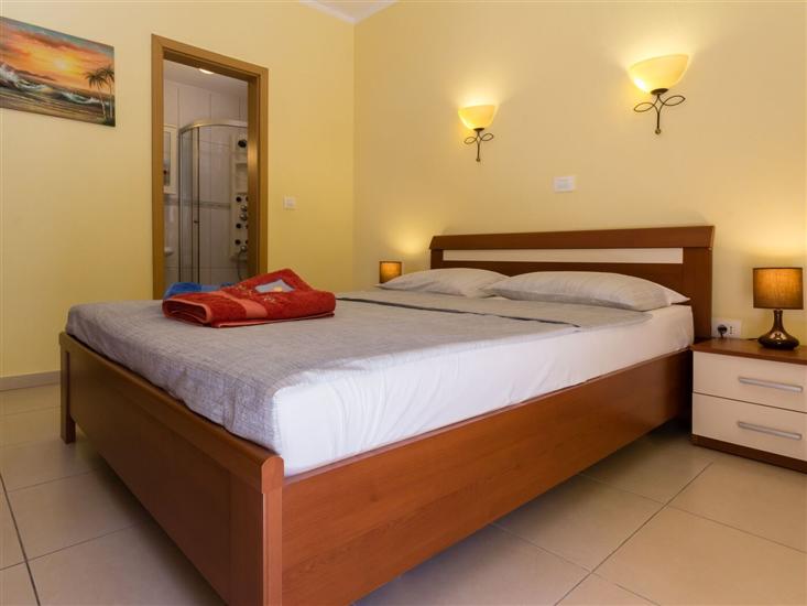 Apartment A3, for 6 persons