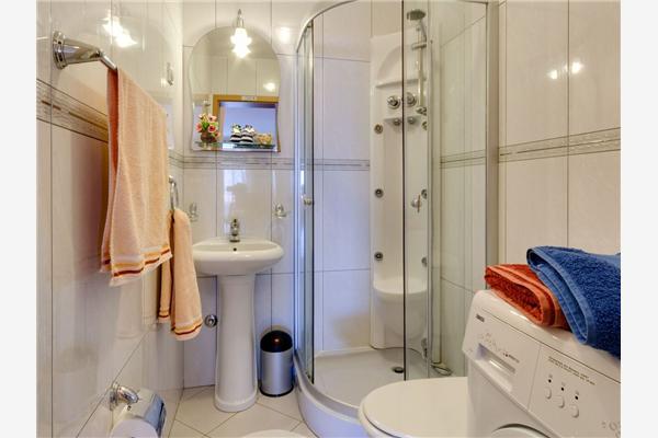 Apartment A4, for 4 persons