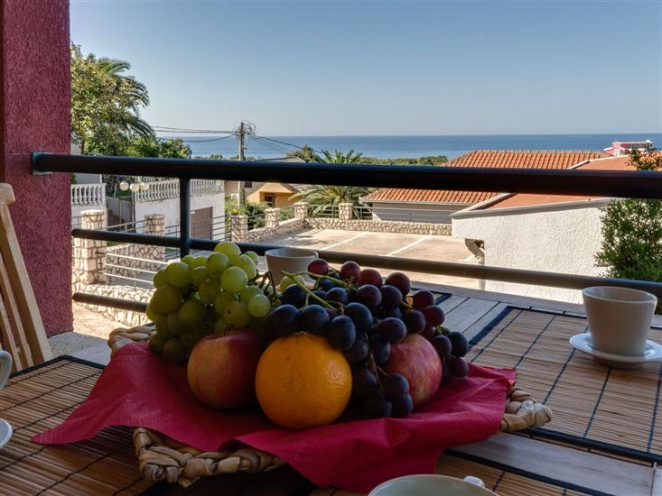 Apartment A4, for 4 persons