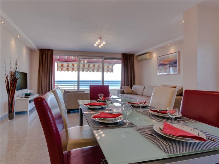 Apartment A6, for 6 persons