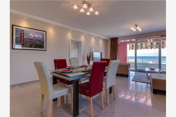 Apartment A6, for 6 persons