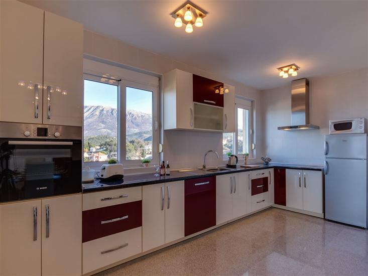 Apartment A6, for 6 persons