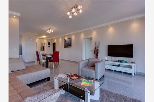 Apartment A6, for 6 persons