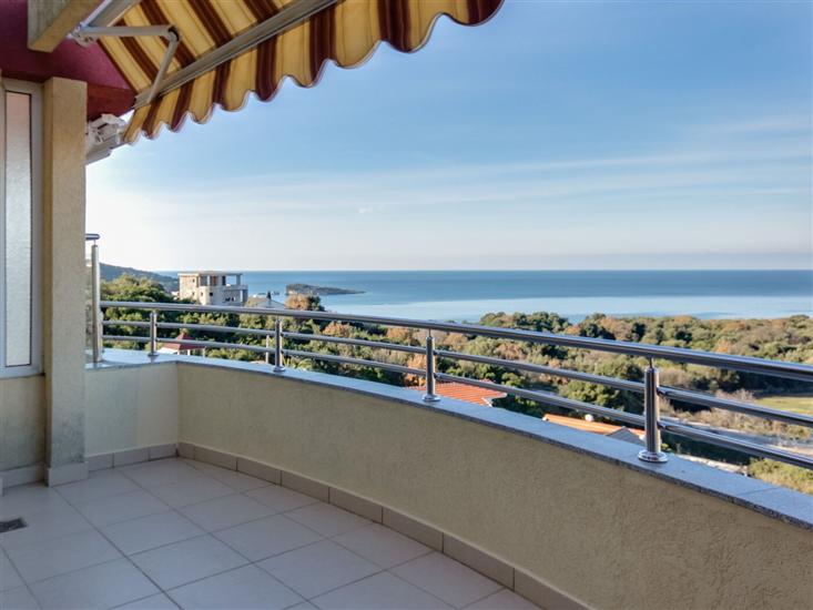 Apartment A6, for 6 persons