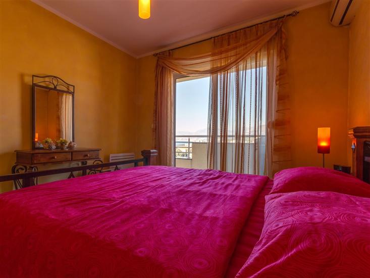 Apartment A7, for 5 persons