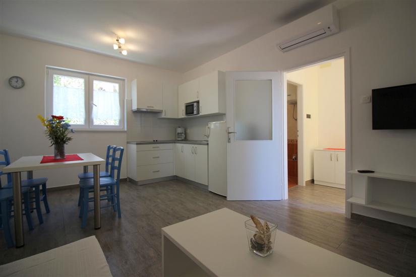 Apartment A2, for 3 persons