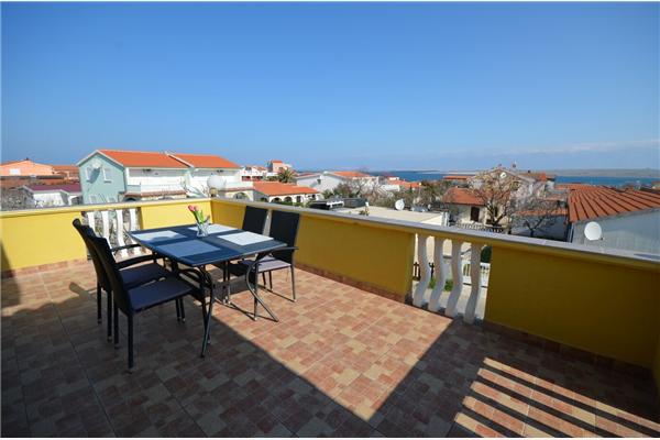 Apartment A1, for 4 persons