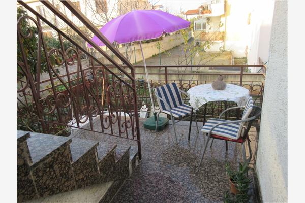 Apartment A1, for 5 persons