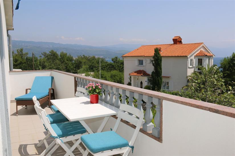 Apartment A1, for 5 persons