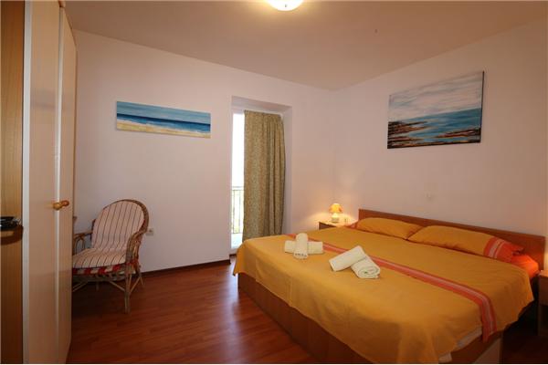 Apartment A1, for 3 persons