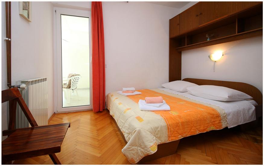 Apartment A1, for 6 persons