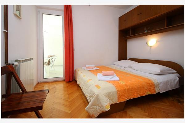 Apartment A1, for 6 persons