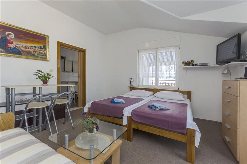 Apartment A2, for 2 persons