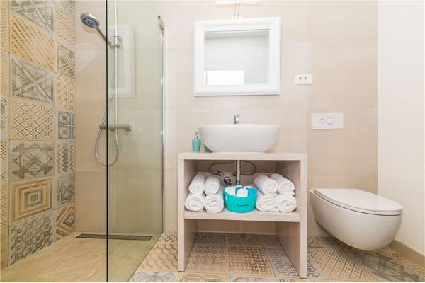 House K1, for 10 persons