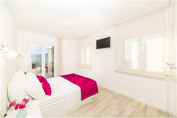 House K1, for 10 persons