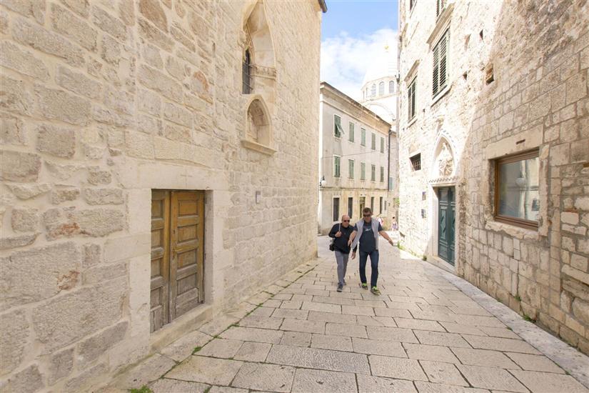 Apartment Nikolina Old town