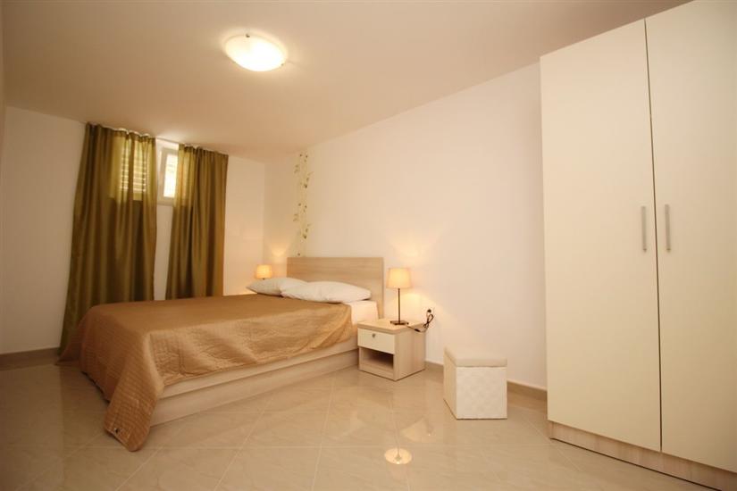 Apartment A10, for 2 persons
