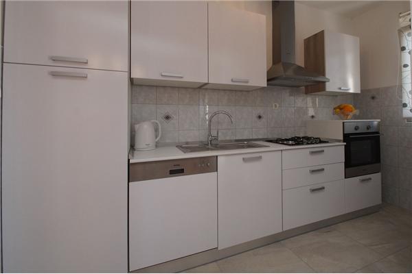 Apartment A1, for 5 persons