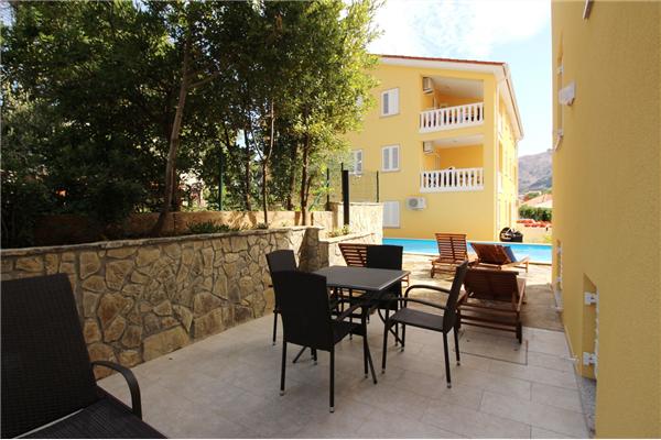 Apartment A12, for 2 persons