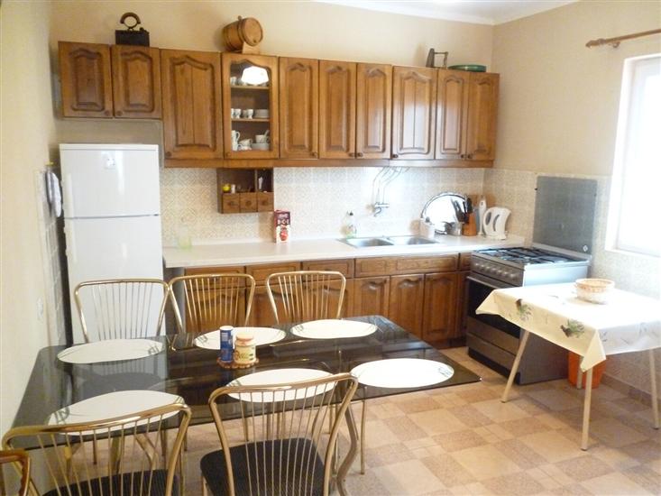 Apartment A2, for 6 persons