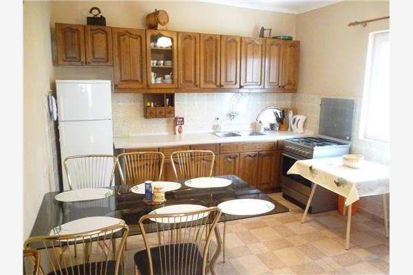 Apartment A2, for 6 persons