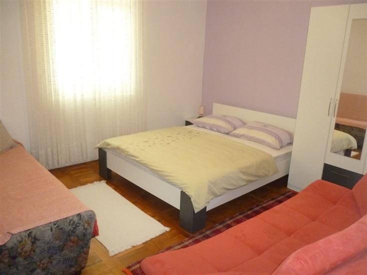 Apartment A2, for 6 persons