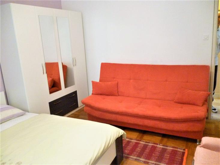 Apartment A2, for 6 persons