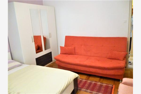 Apartment A2, for 6 persons