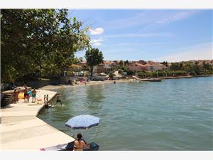 Beachfront accommodation Kvarners islands,BookKoraljkaFrom 2329 SEK