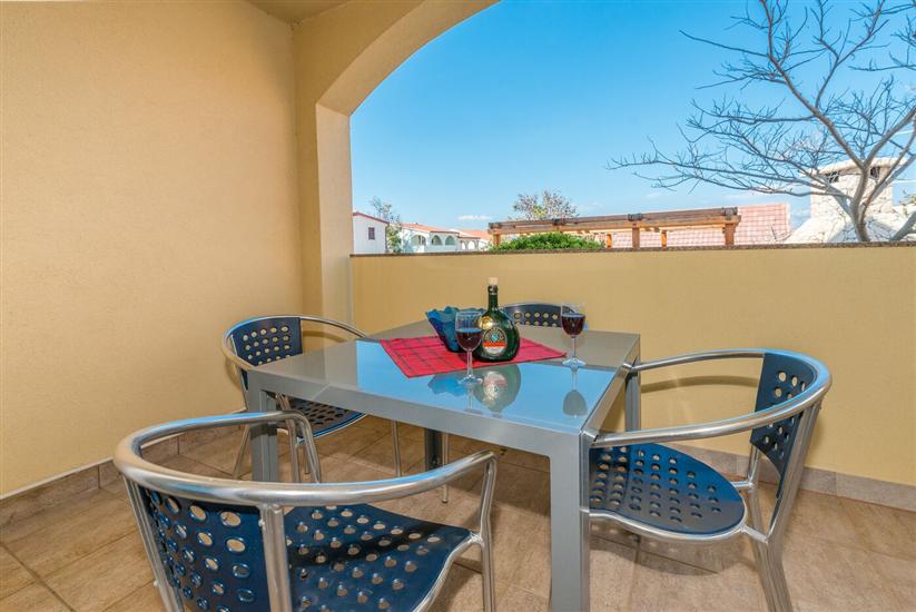 Apartment A2, for 4 persons