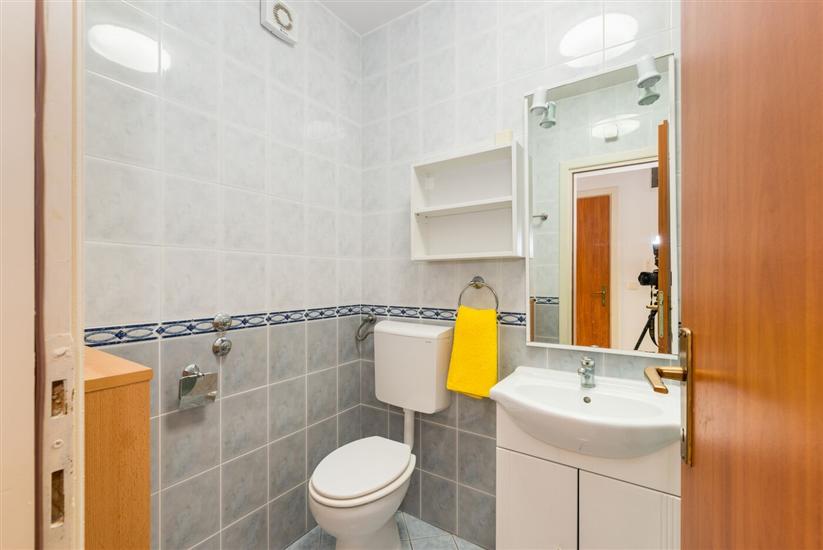 Apartment A3, for 5 persons