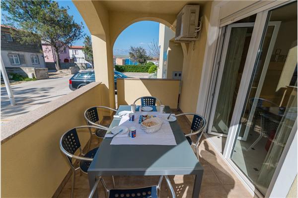 Apartment A3, for 5 persons