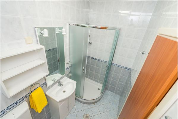 Apartment A3, for 5 persons