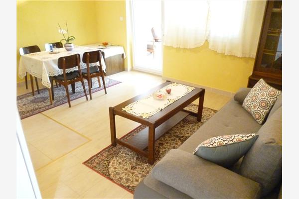 Apartment A3, for 5 persons