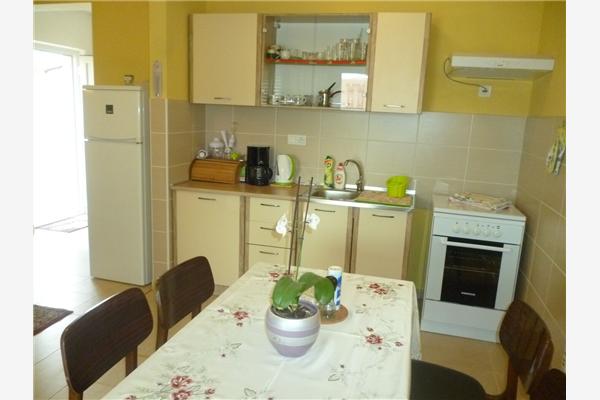 Apartment A3, for 5 persons