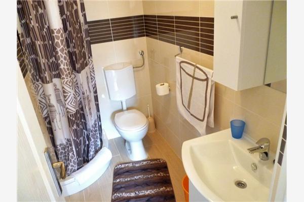 Apartment A3, for 5 persons