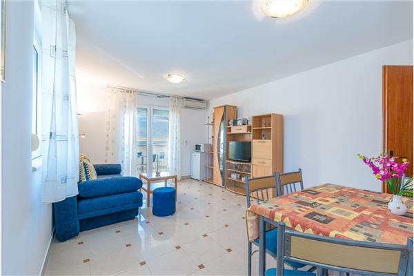 Apartment A4, for 4 persons
