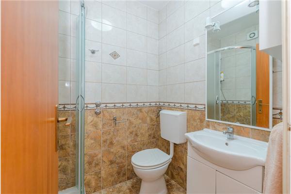 Apartment A4, for 4 persons