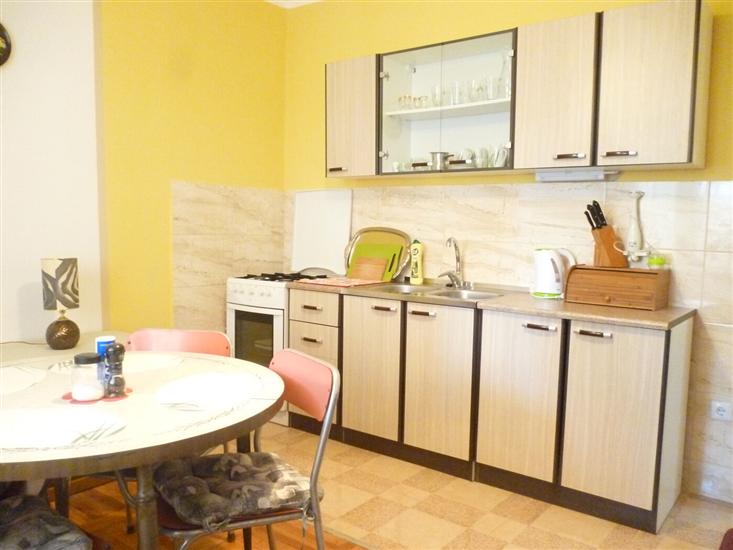 Apartment A4, for 5 persons