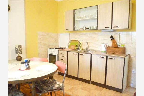 Apartment A4, for 5 persons
