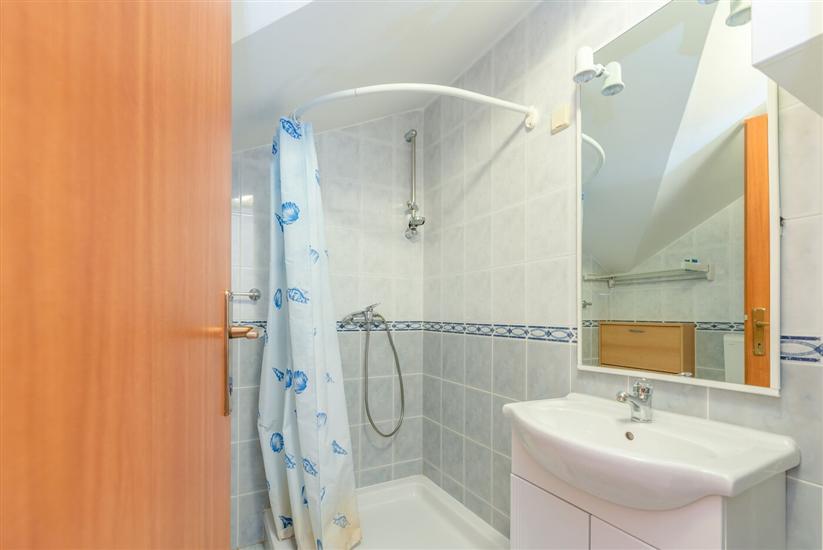 Apartment A8, for 2 persons