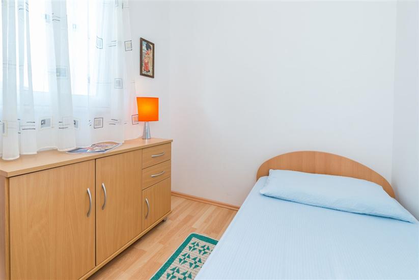 Apartment A9, for 6 persons