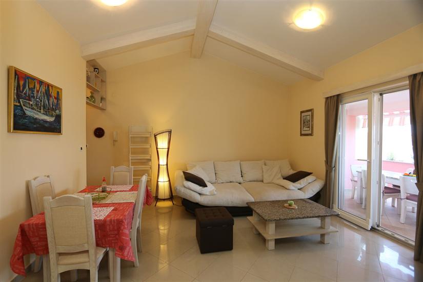 Apartment A1, for 4 persons