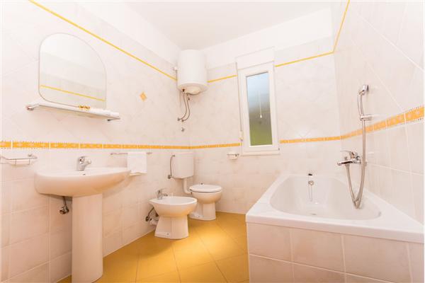 Apartment A3, for 4 persons